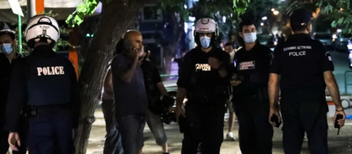 Μπλόκα της ΕΛ.ΑΣ. σε Περιστέρι και Κυψέλη για την αποφυγή των πάρτι